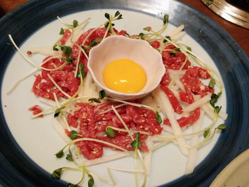 한우육회