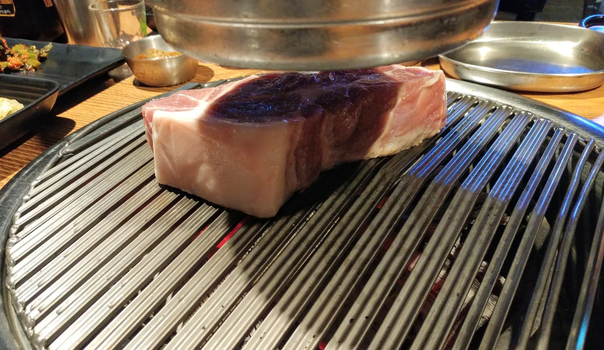 목살