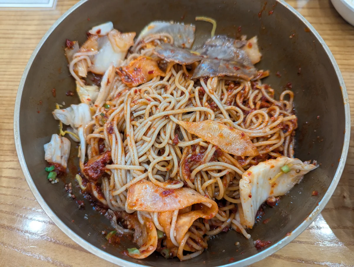 비빔막국수