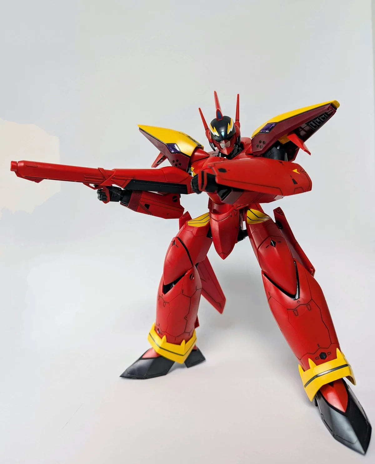 PLAMAX 1/72 VF-19 Custom Fire Valkyrie