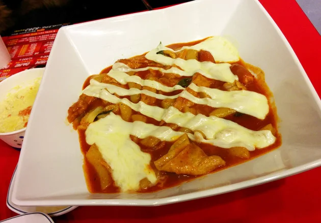 웁스떡볶이