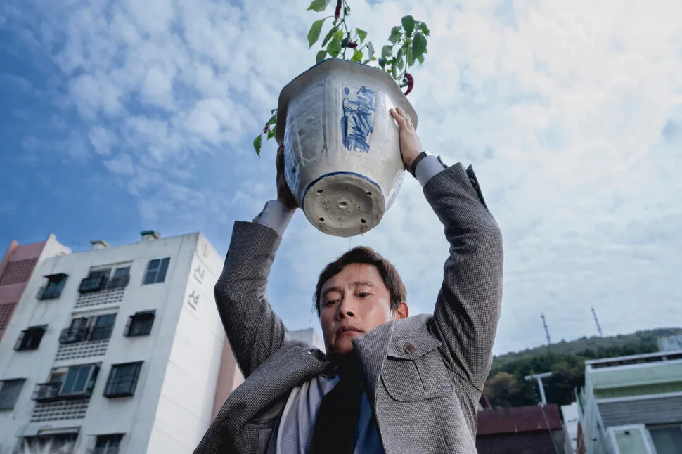 영화 어쩔수가없다 스틸